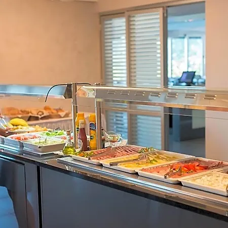 Otel Jadran 4*