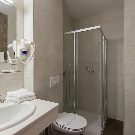 Jadran Hotell 4*